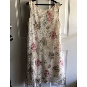 Floral Pleated Dress w/ Shawl